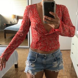 Long sleeve cross chest flower crop